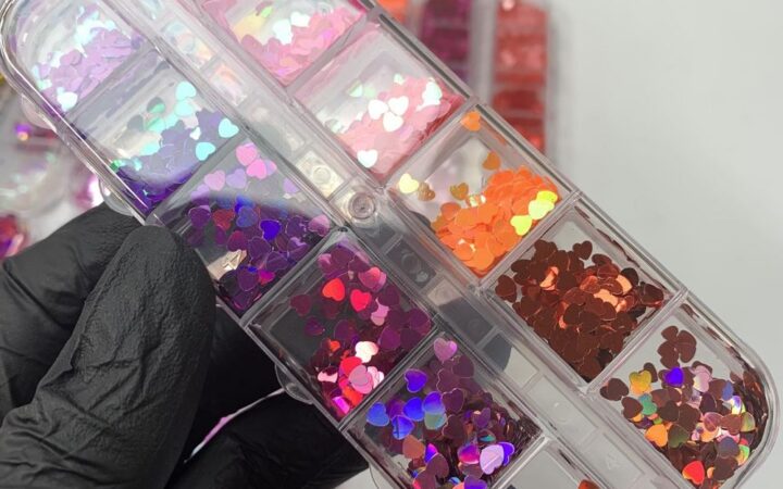 Get Pro Results with Heart Holographic Nail Glitter